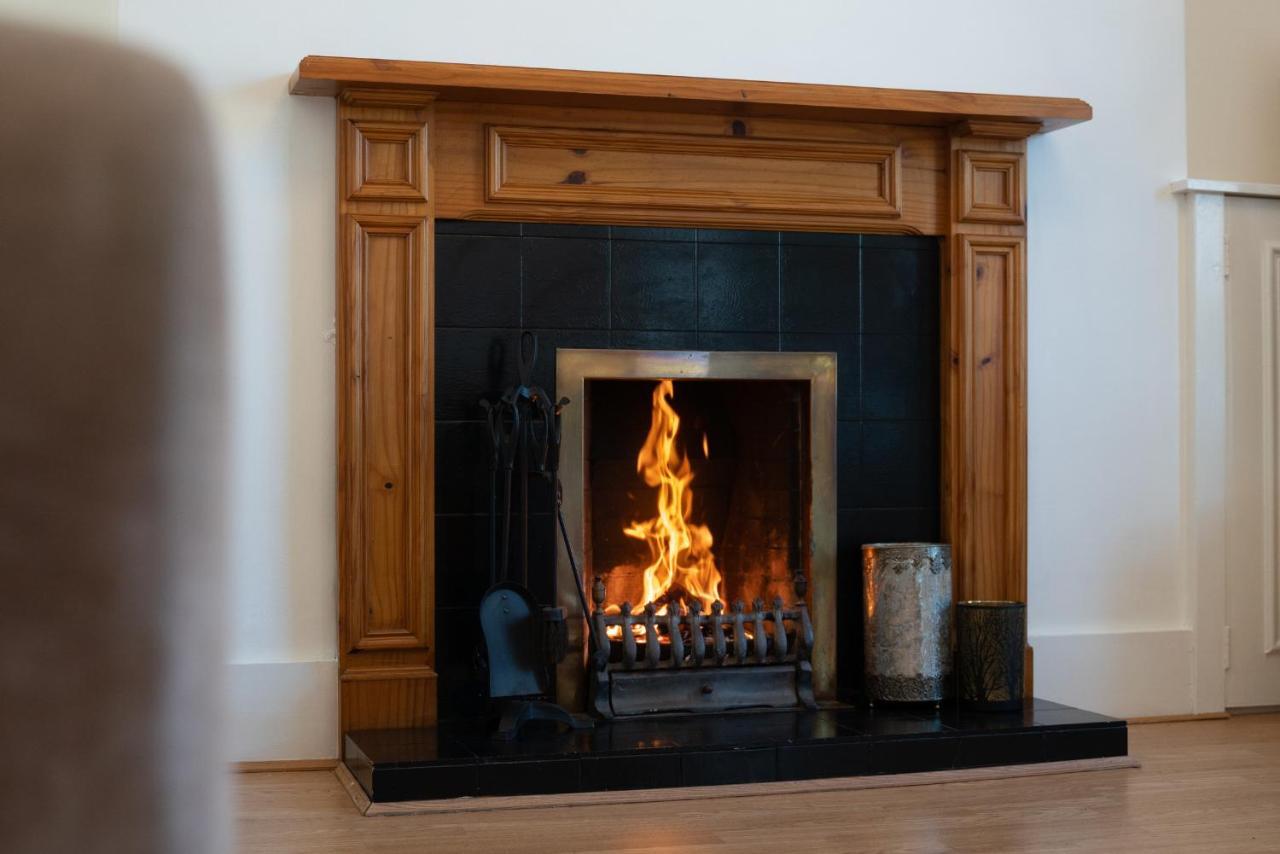 Dwellcome Home Ltd 1 Bed Apt, Half Mile To Union Street Yet Quiet, Free Parking, Fast Wifi, Ideal For Long Term Contractor, Etc Stays, Fully Equipped Kitchen, Regular Housekeeping Option - See Our Site For Assurance Aberdeen Exteriör bild